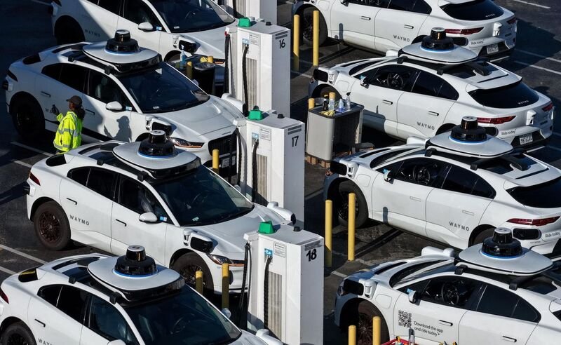 waymo (Google)
